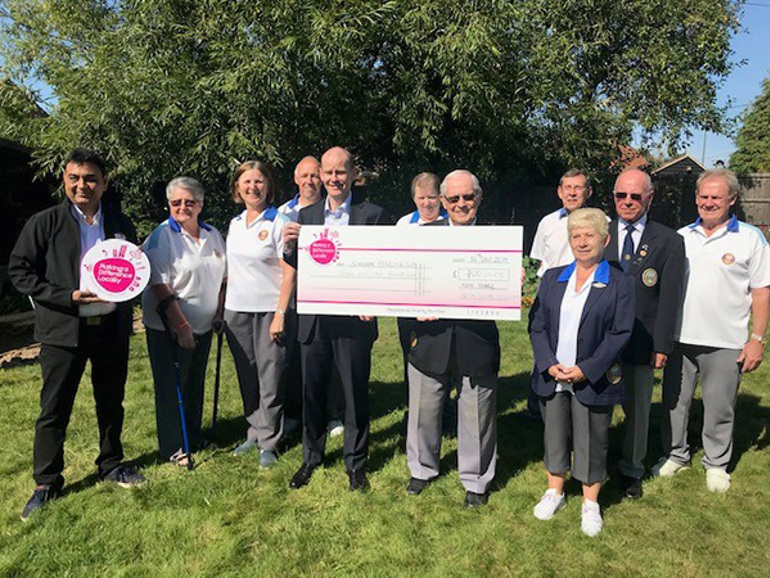 Nisa Local Makes a Difference for Tongham Bowling Club