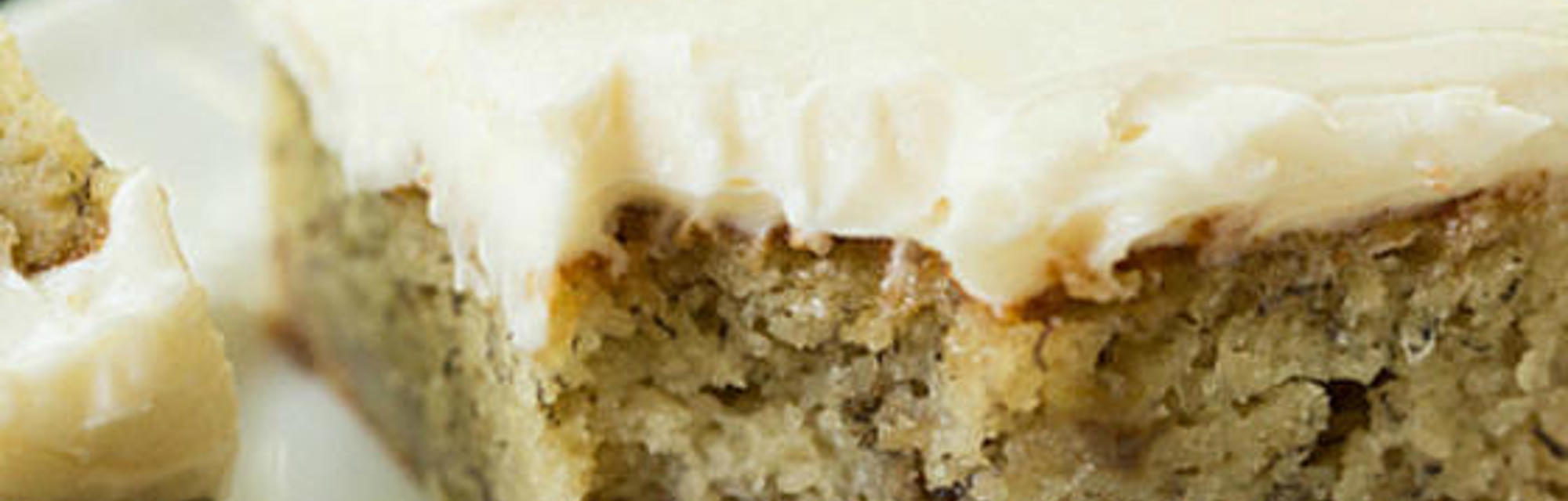 Banana snack cake & cream cheese frosting