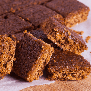 Classic Parkin cake