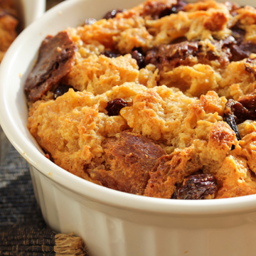 Apple cider bread pudding