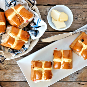 Hot cross buns
