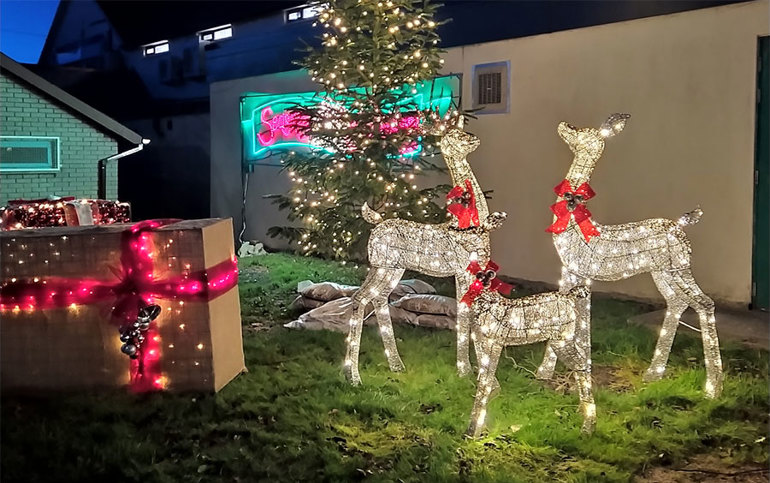 Filco helps Christmas Committee to light up the town Reindeer