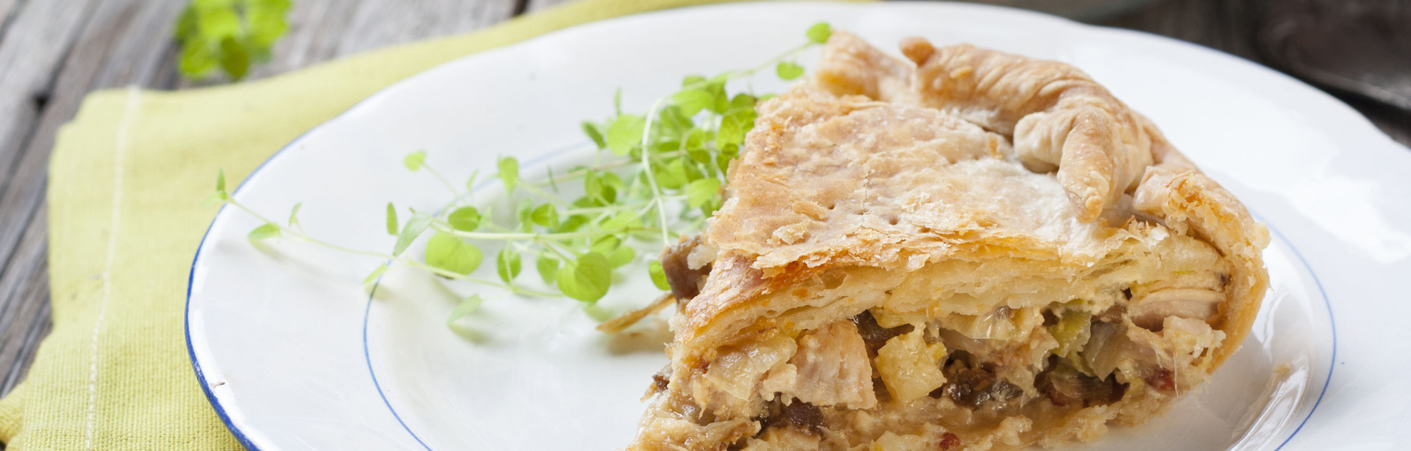 Chicken, leek and lemon pie