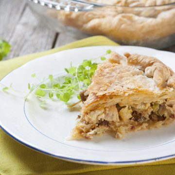 Chicken, leek & lemon pie