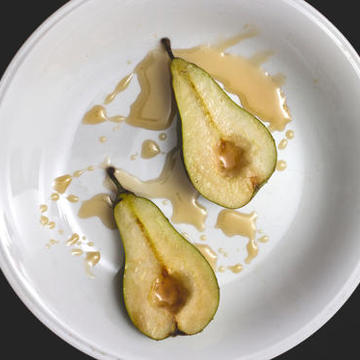 Pears in butterscotch sauce