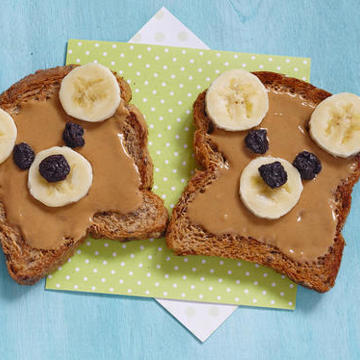 Peanut butter & blueberry banana bears toast