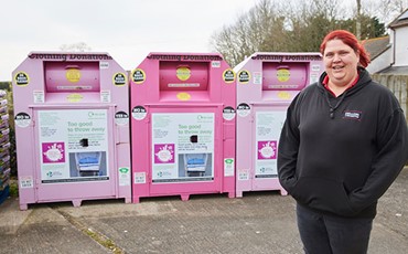 Clothing banks raise over £5K for good causes Listing