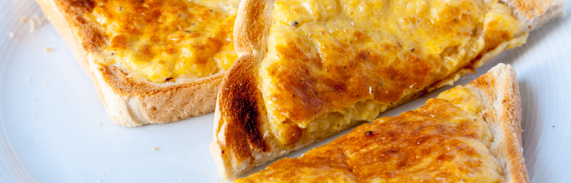 Traditional Welsh rarebit