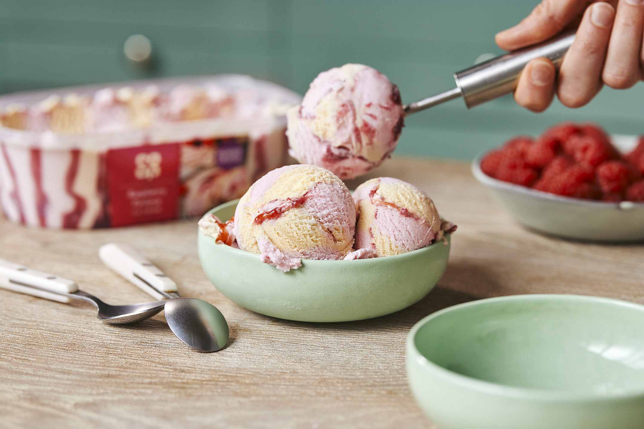 yosaプラチネクストエクストラクリーム30g Nisa - Frozen Foods
