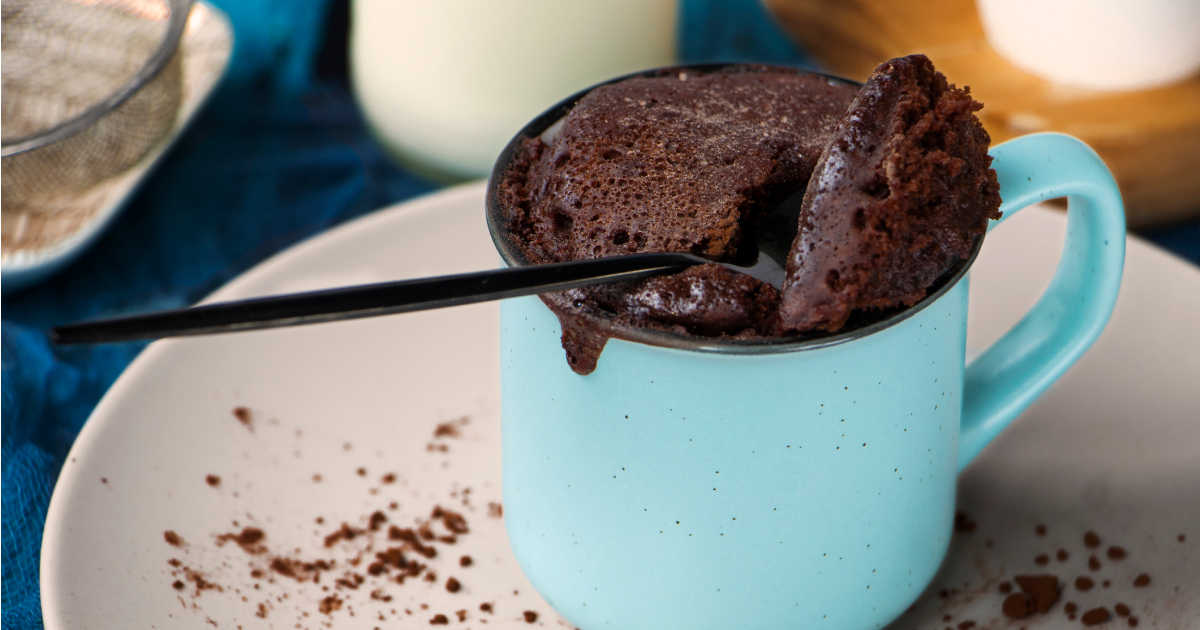 2 Minute Chocolate Mug Cake - An Instant Eggless Chocolate Cake - Cooking  Curries